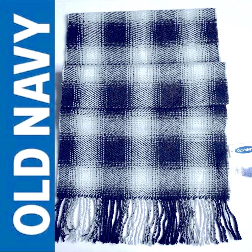 NEW OLD NAVY Plaid Neck Scarf Fringed Hems GRAY 76” x 13” Men’s UNISEX